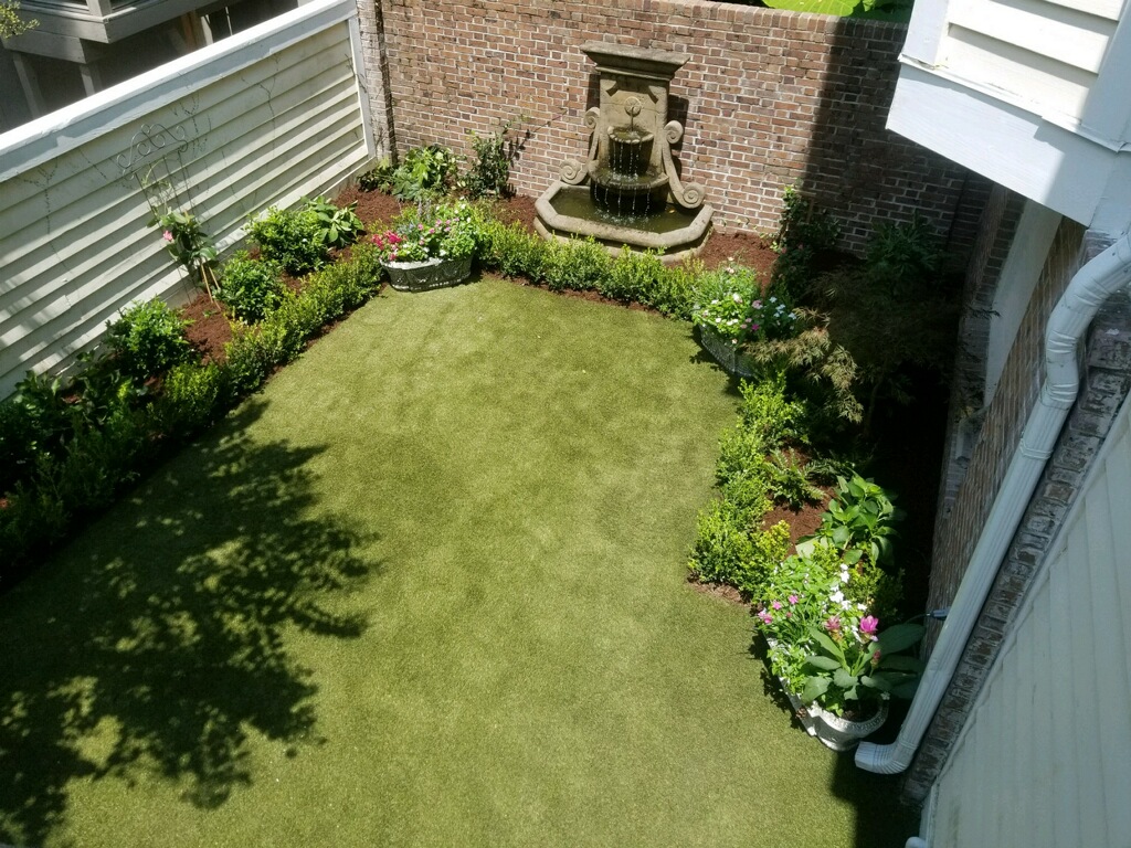 Artificial Grass Maintenance Tools to Consider